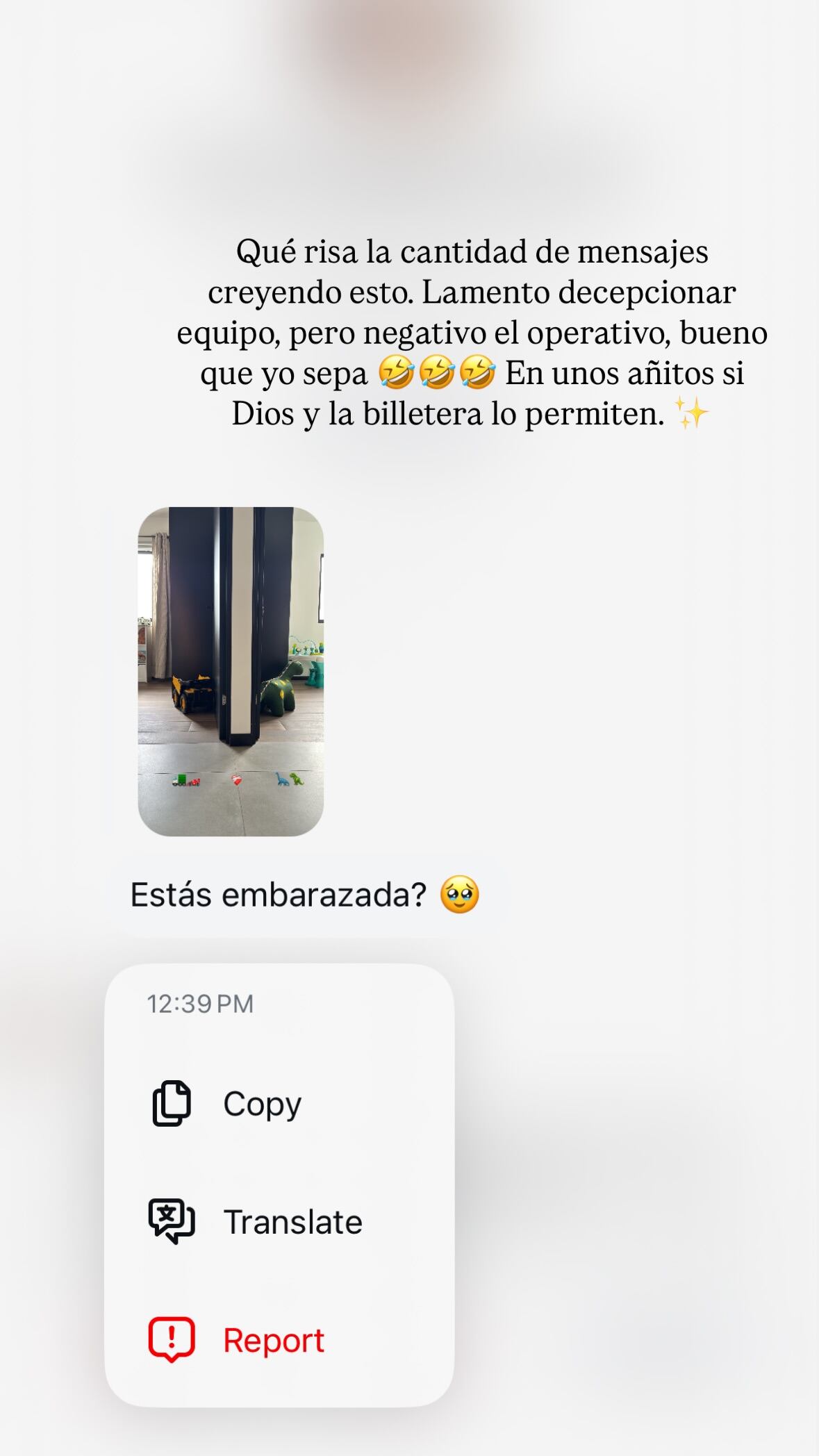 Una simpática foto que compartió en redes este jueves despertó los rumores de que la experiodista de Teletica, Michelle Naranjo, estaría embarazada por segunda vez.