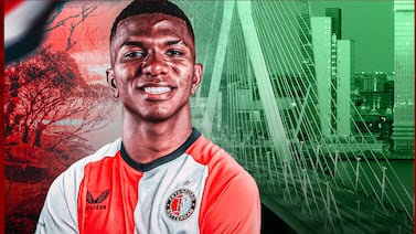 Jeyland Mitchell revela lo que le dijeron Bryan Ruiz y Manfred Ugalde por firmar con el Feyenoord