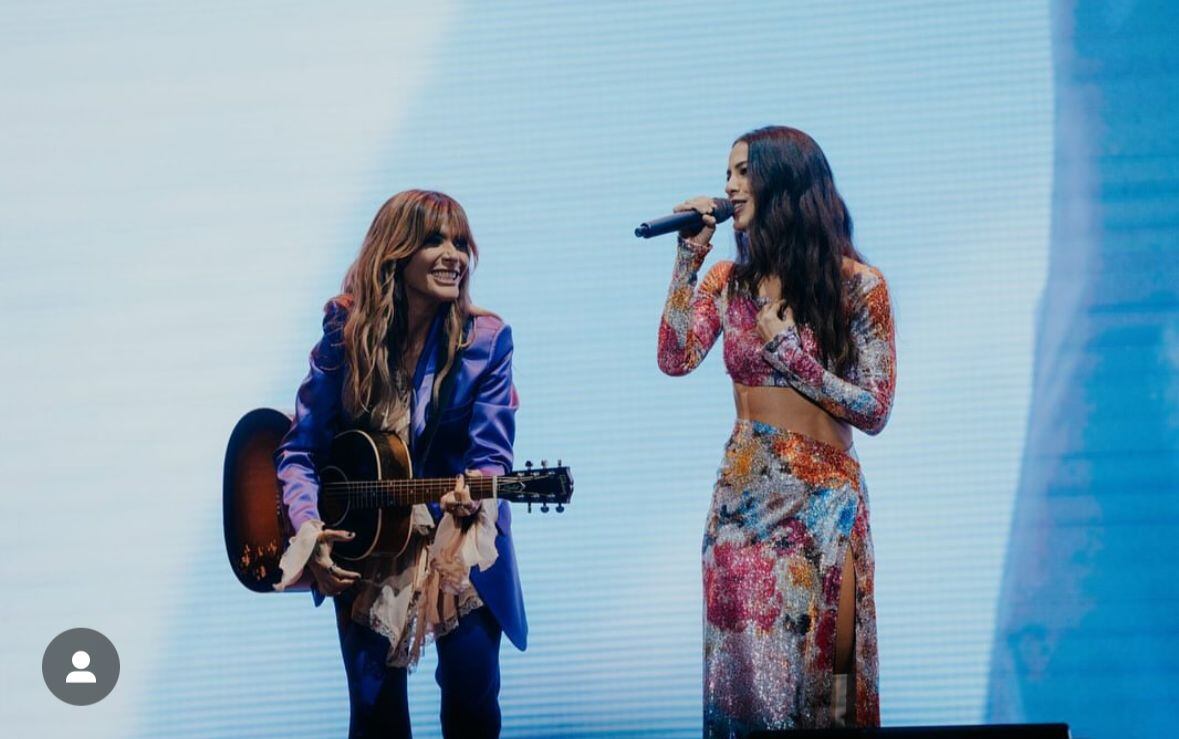 Devi Nova Y Kanny García