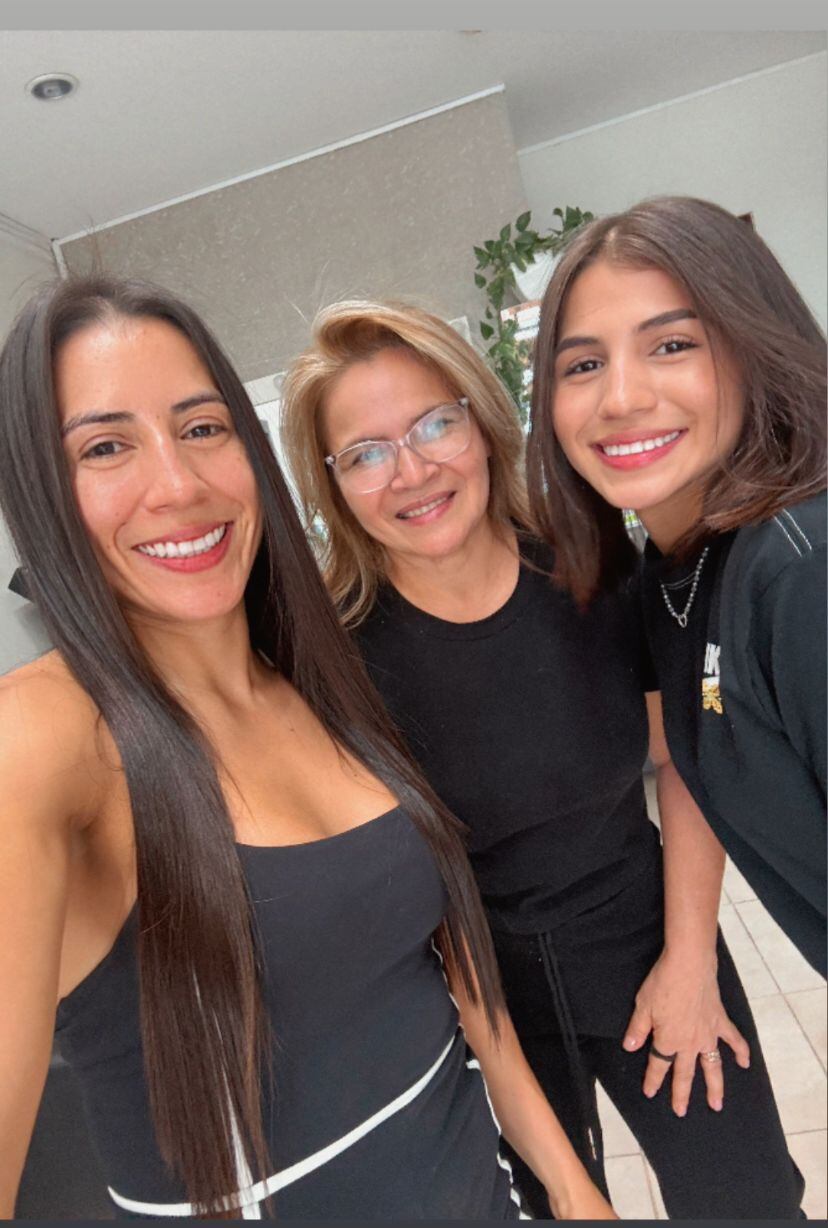 Azucena Álvarez, mamá de Yokasta y Naomy Valle