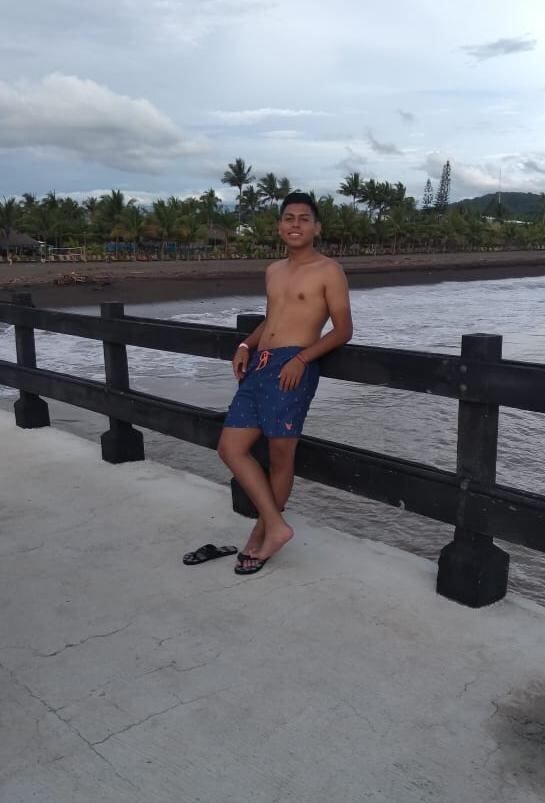 Kobe Bryant Rodríguez, vecino de Alajuelita que se llama igual que el basquetbolista de los Lakers. Cortesía