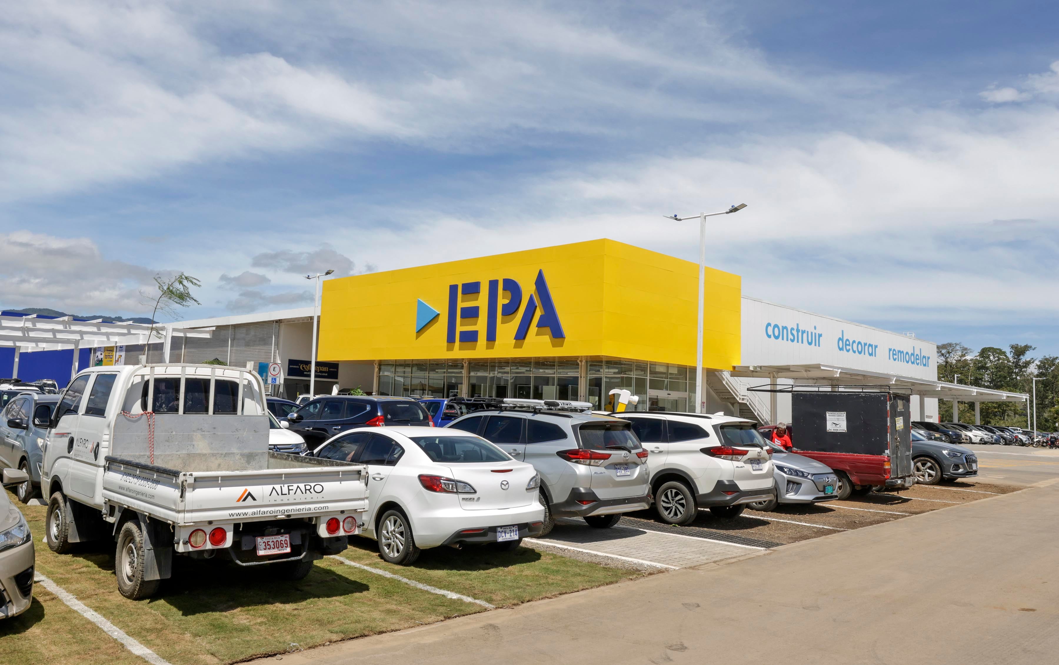 Ferretería EPA inaugura local en Cartago