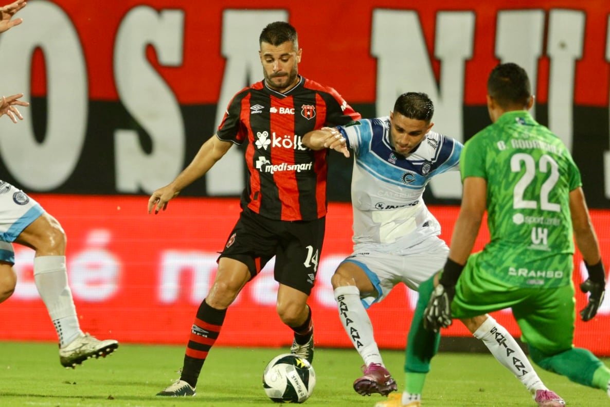 28/07/2024, Alajuela, Estadio Alejandro Morera Soto, partido de la jornada 3 del torneo de apertura 2024, entre Liga Deportiva Alajuelense y Santa Ana.