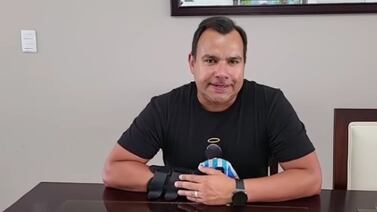 Maynor Solano, no aguantó nada y le tiró con todo a dirigentes y futbolistas previo al inicio del torneo