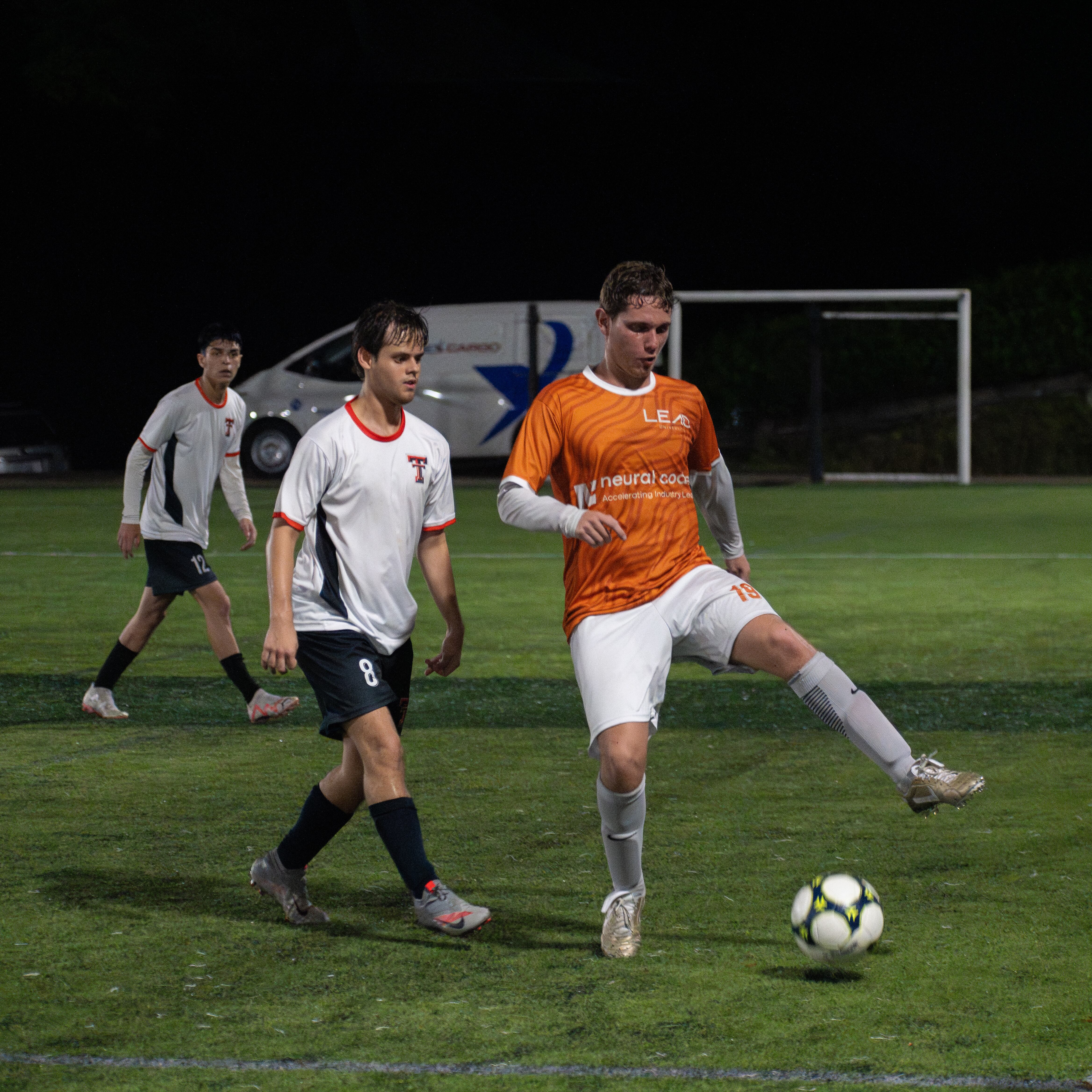La final de la Pre-Uniliga entre LEAD University y Texas Tech University contó con un ambientazo, en el que figuraron tanto jugadores como aficionados. Foto: Cortesía de Gabriel Salazar.