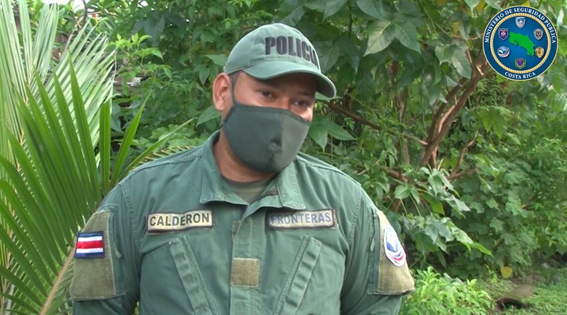 Calderón tiene cuatro años en la Fuerza Pública y tuvo entrenamiento en la Marina de los estados Unidos. Foto: Cortesía MSP.