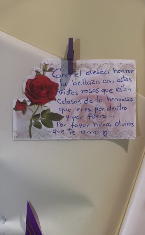 Grettel Solano Rivera "Sueñita" y su pareja Mario Saborío.