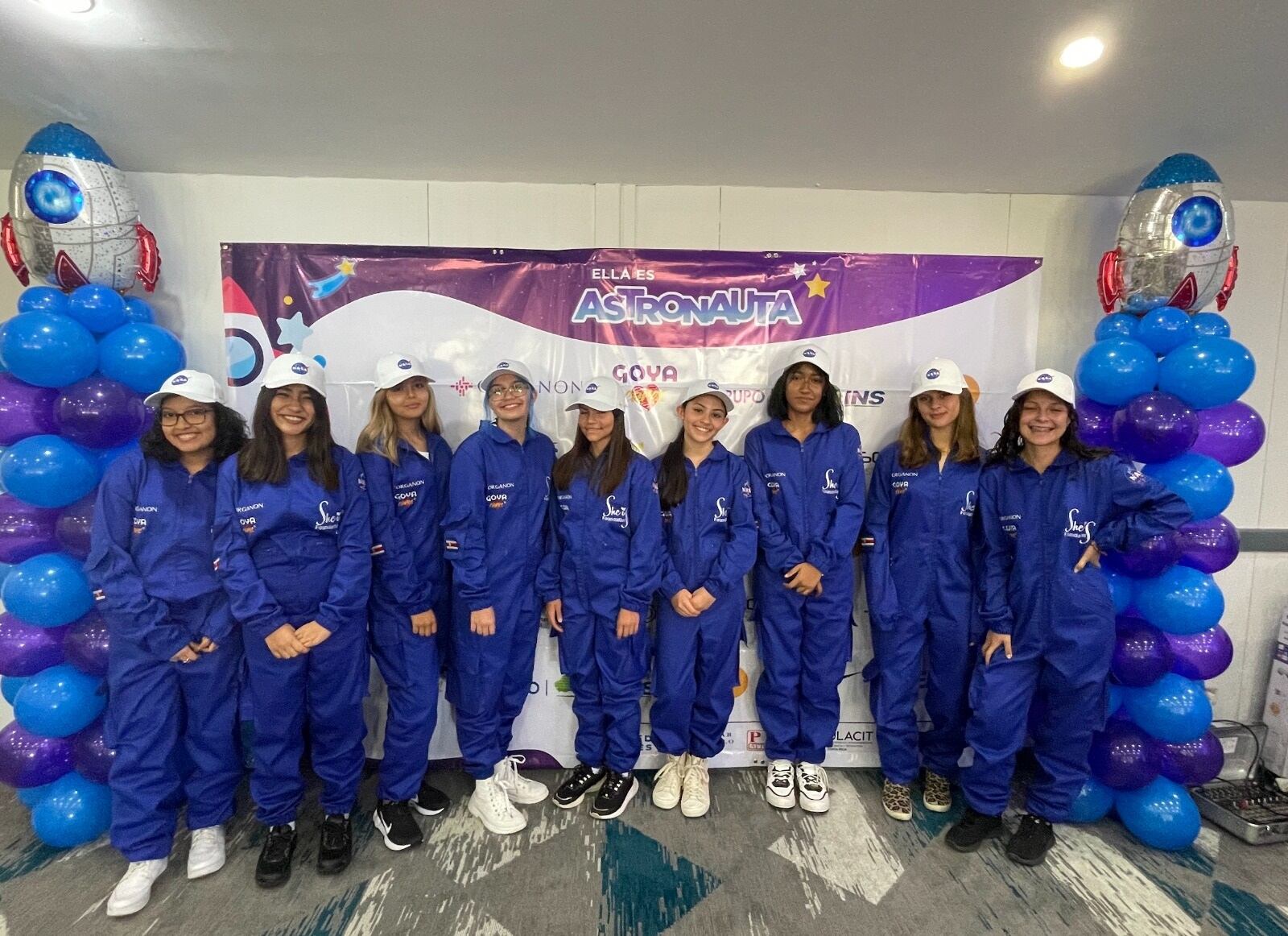 La presencia de las 10 tripulantes costarricenses en la NASA es histórica. Es la segunda misión del programa “Ella es Astronauta” de la Fundacion She Is que viajará al Space Center Houston de la NASA