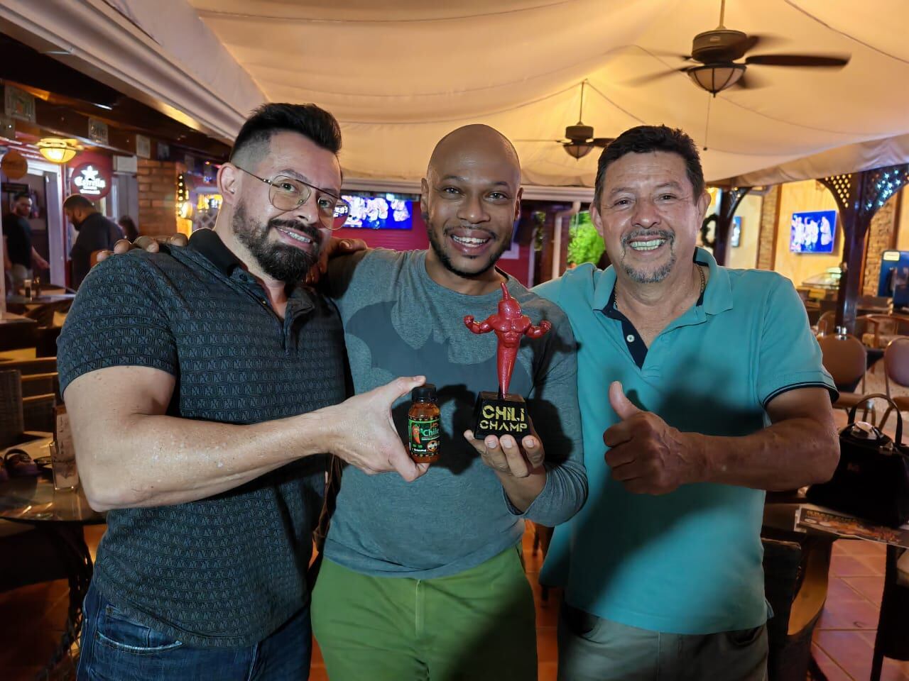 Garbin Hart Smith, se inscribió en el Desafío HOT del programa “Que Hype” de Radio Hit 104.7 FM y terminó llevándose el título de campeón de la tercera temporada.