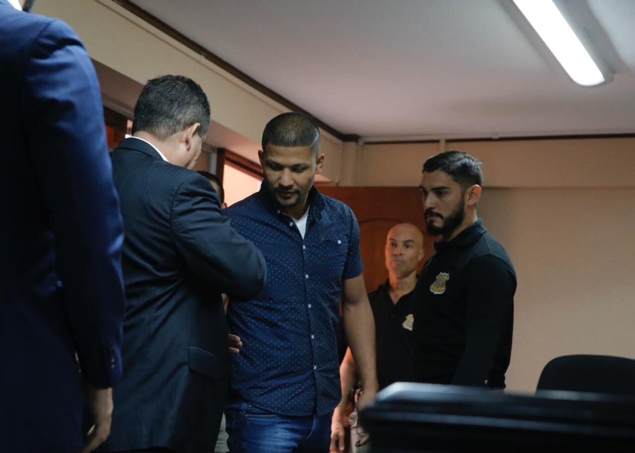 17/02/2020. Tribunales de Pavas. Hora: 02:10 p.m. Lectura de la sentencia en el juicio por el asesinato de la venezolana Carla Stefaniak, ocurrido el año anterior en un hotel de Escazú. El acusado Bismark Espinoza fue declarado. Fotos: Mayela López