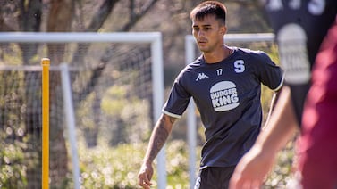 Saprissa comienza la limpia y oficializa la salida de Yoserth Hernández