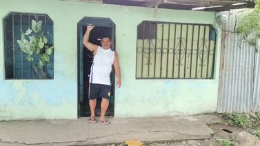 Tico naufragó durante 57 horas en alta mar y sobrevivió gracias a que se aferró a unas pichingas