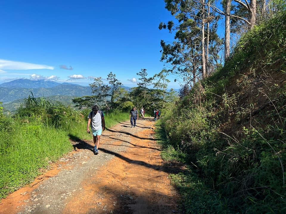 Una caminata le permitirá descubrir un puebito llamado Caragral de Acosta. Facebook.
