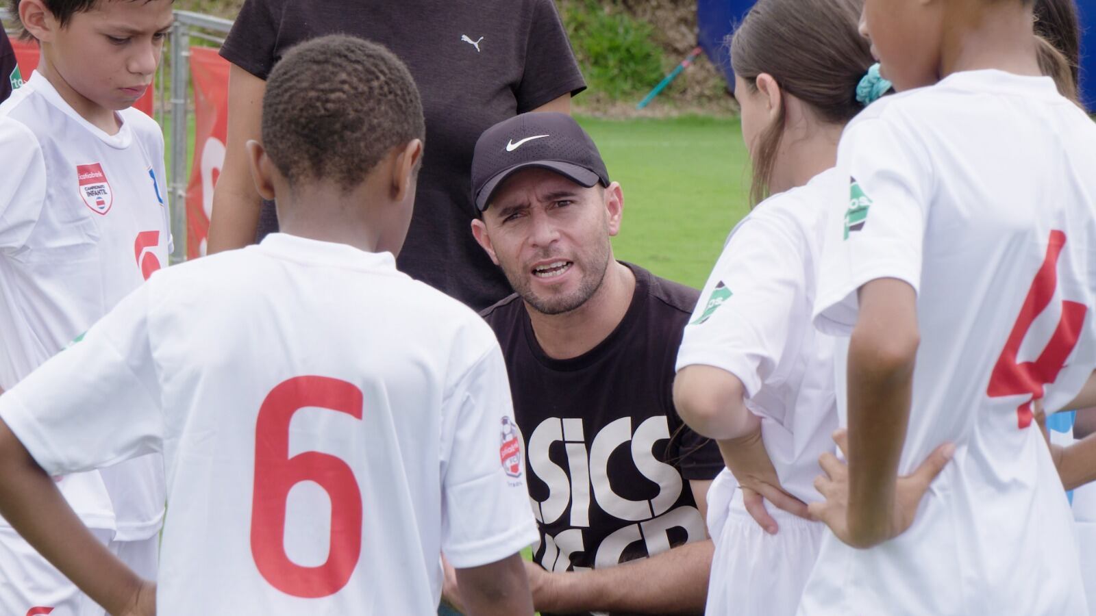 Escuela Rincón Grande de Pavas, busca boleto a Barcelona
