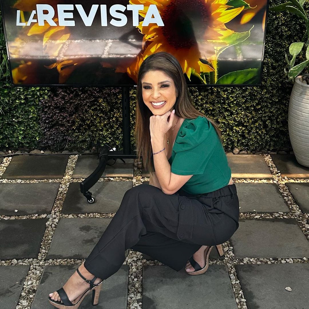 Periodista Paula Brenes, de canal 8 de Multimedios.