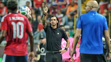 Navas, Borges y Matarrita alaban a Bryan Ruiz como entrenador de la Sele y quieren que se quede