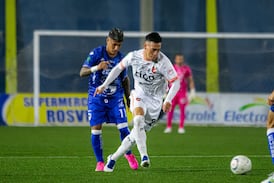 Cartaginés se deja a unas de las figuras del Puntarenas FC