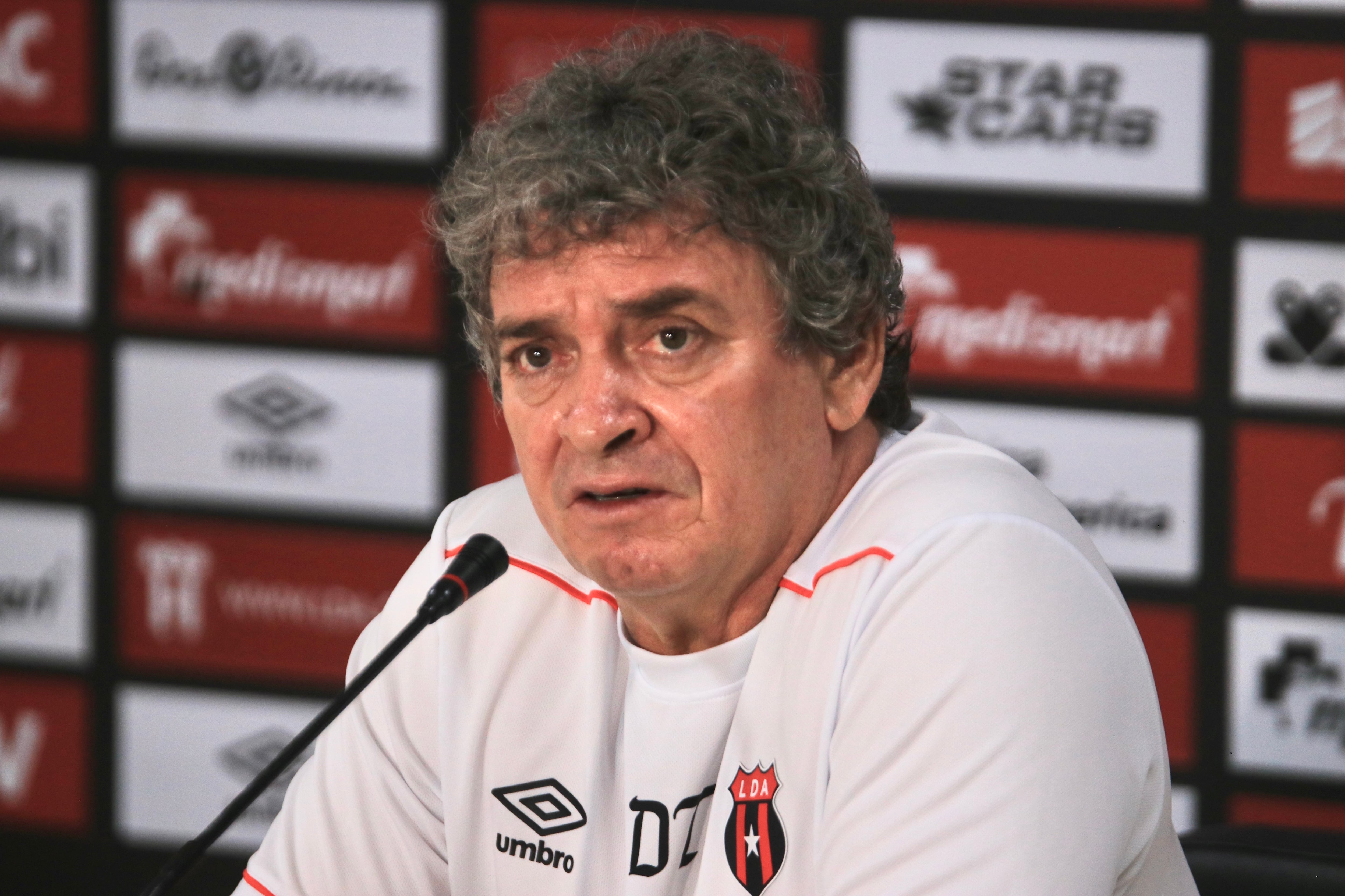 Oscar Ramírez, técnico de Liga Deportiva Alajuelense