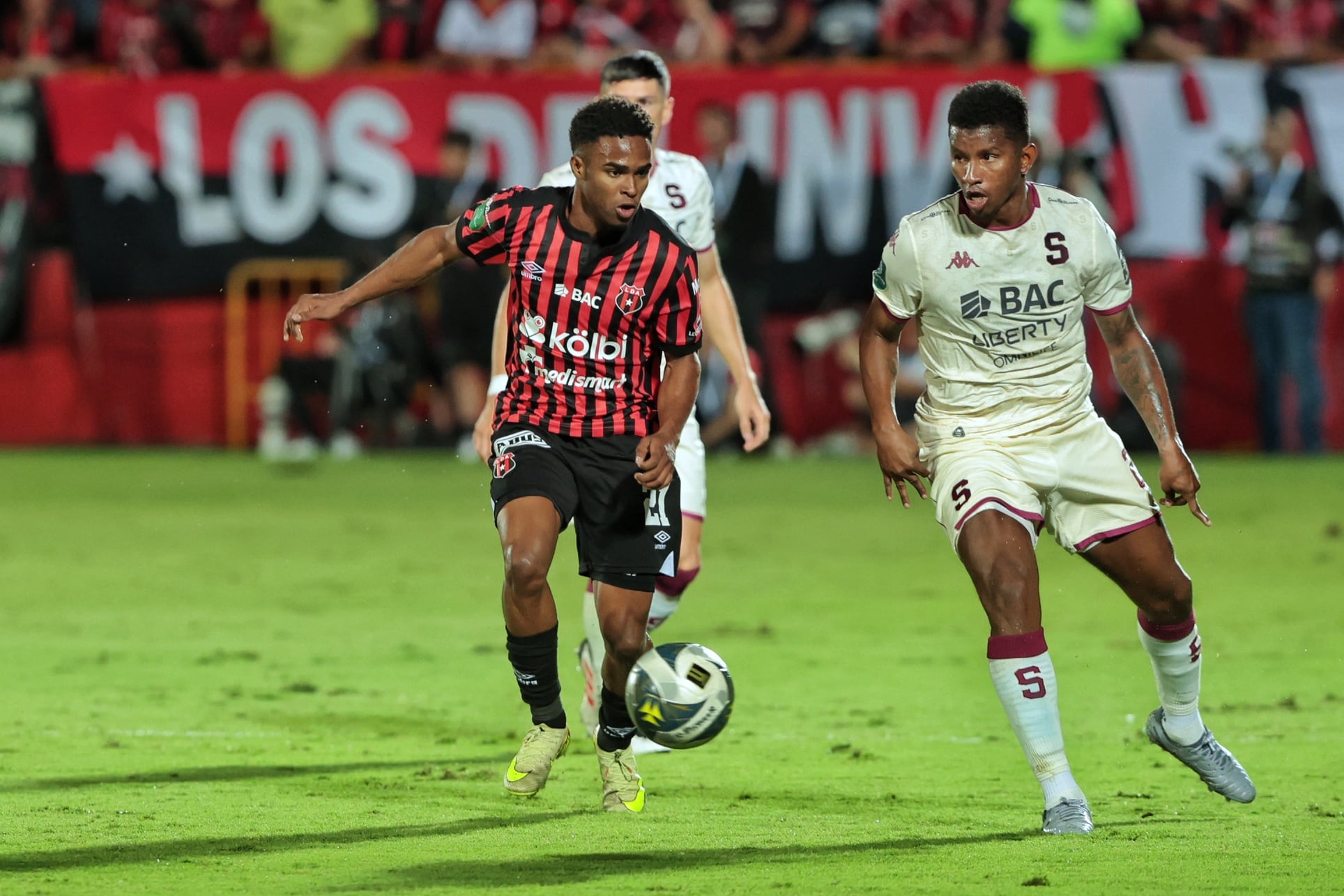 Estrella de Alajuelense se despide como campeón y tricampeón antes de fichar por la MLS