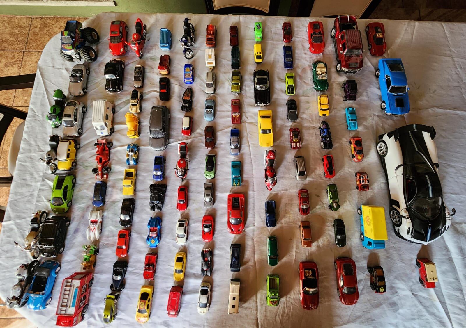 Hace 18 años, a Allan Monge le regalaron un carrito que   le cambió la vida.