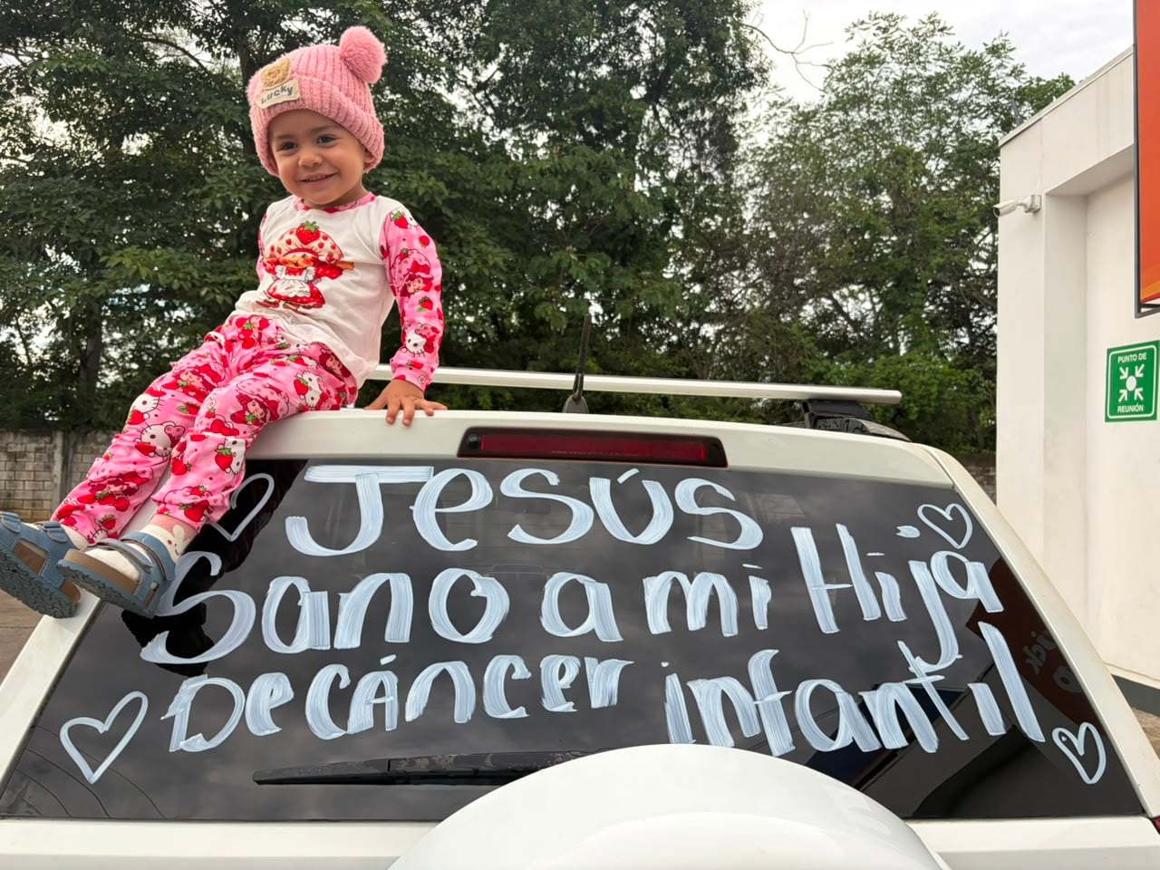 Despues de luchar contra un retinoblastoma por seis meses, hoy Zaylee es una saludable y llena de vida