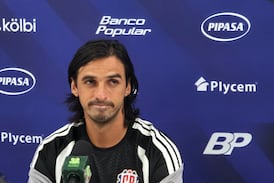 ¿Por qué han tardado tanto en anunciar a Bryan Ruiz como técnico de Costa Rica? Esto es lo que está sucediendo