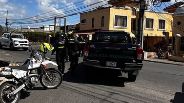 Cruzrojistas fueron alertados por un choque y terminaron descubriendo un sangriento homicidio