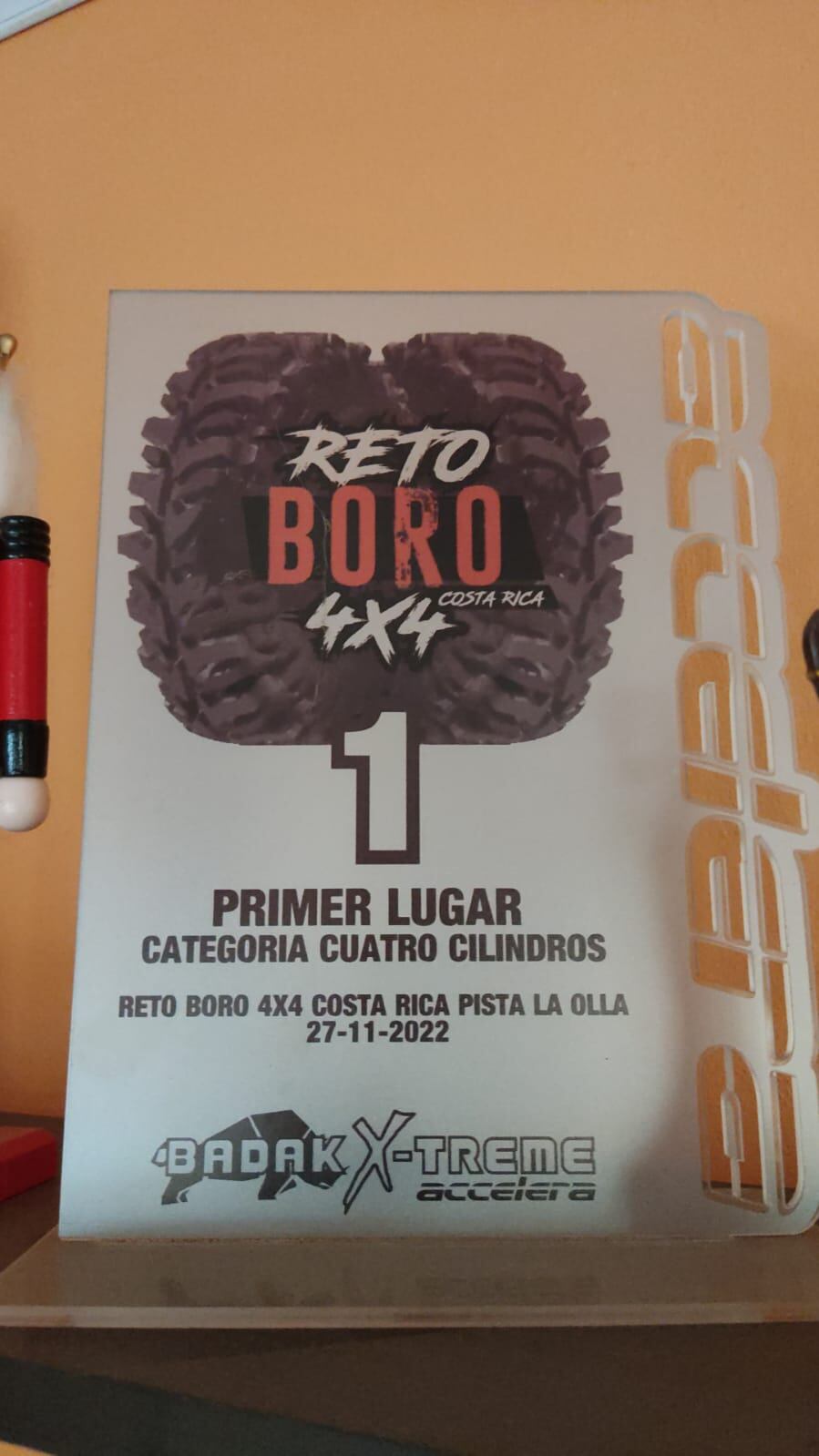 Toyota Land Cruiser FJ 40, Deybid Torres, chuzo