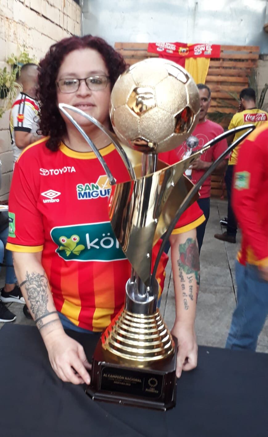 Vicky Barquero, decordora estadio Coyella Fonseca, Club Sport Herediano, Eladio Rosabal Cordero