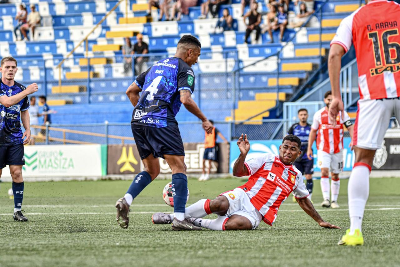 Pérez Zeledón 0-3 Herediano.