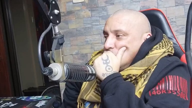 Imagen que circula en redes genera preocupación por condición de Luis Lauretto