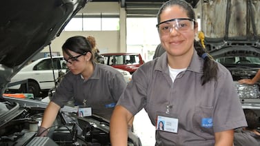 Se buscan jóvenes entre los 17 y 24 años para que estudien una carrera técnica 100% gratis