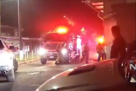 Bomberos evacúa hospital de Los Chiles por derrame de químico en área de lavandería