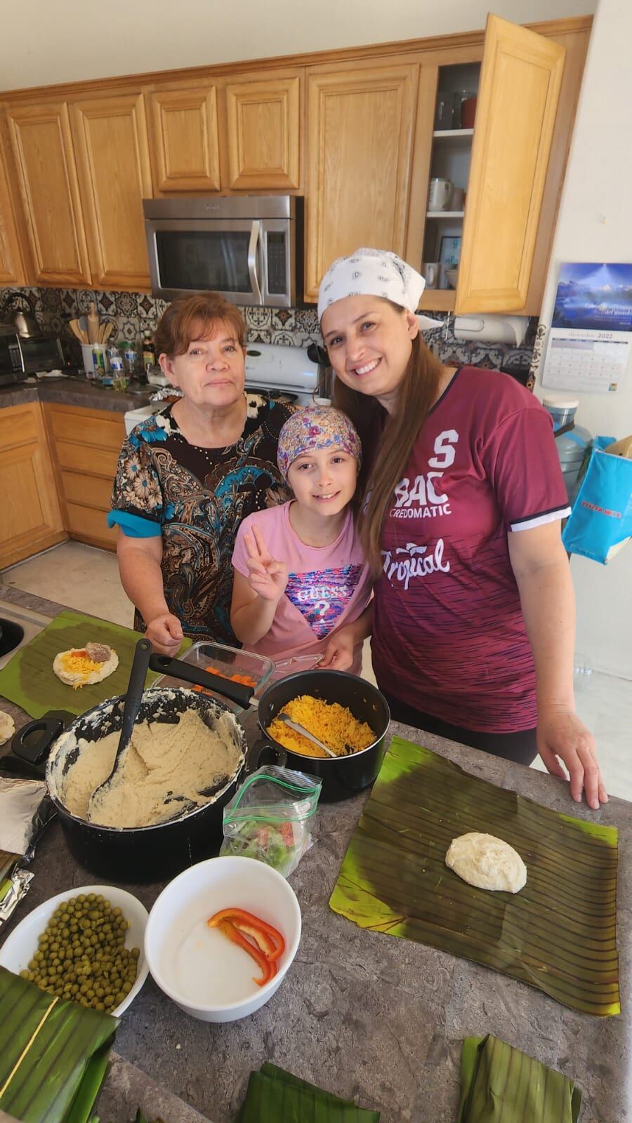 Rita, la esposa de Losilla, con sus hijos, Luis y Guiselle. Twitter.