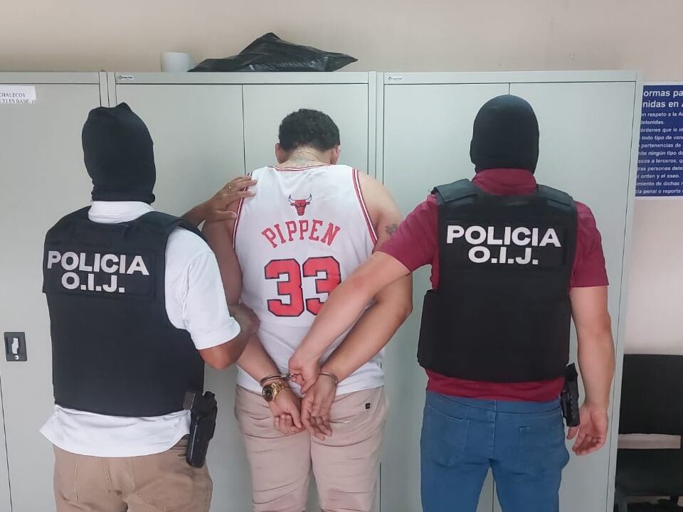 Mora fue detenido este jueves por el OIJ de Guápiles.