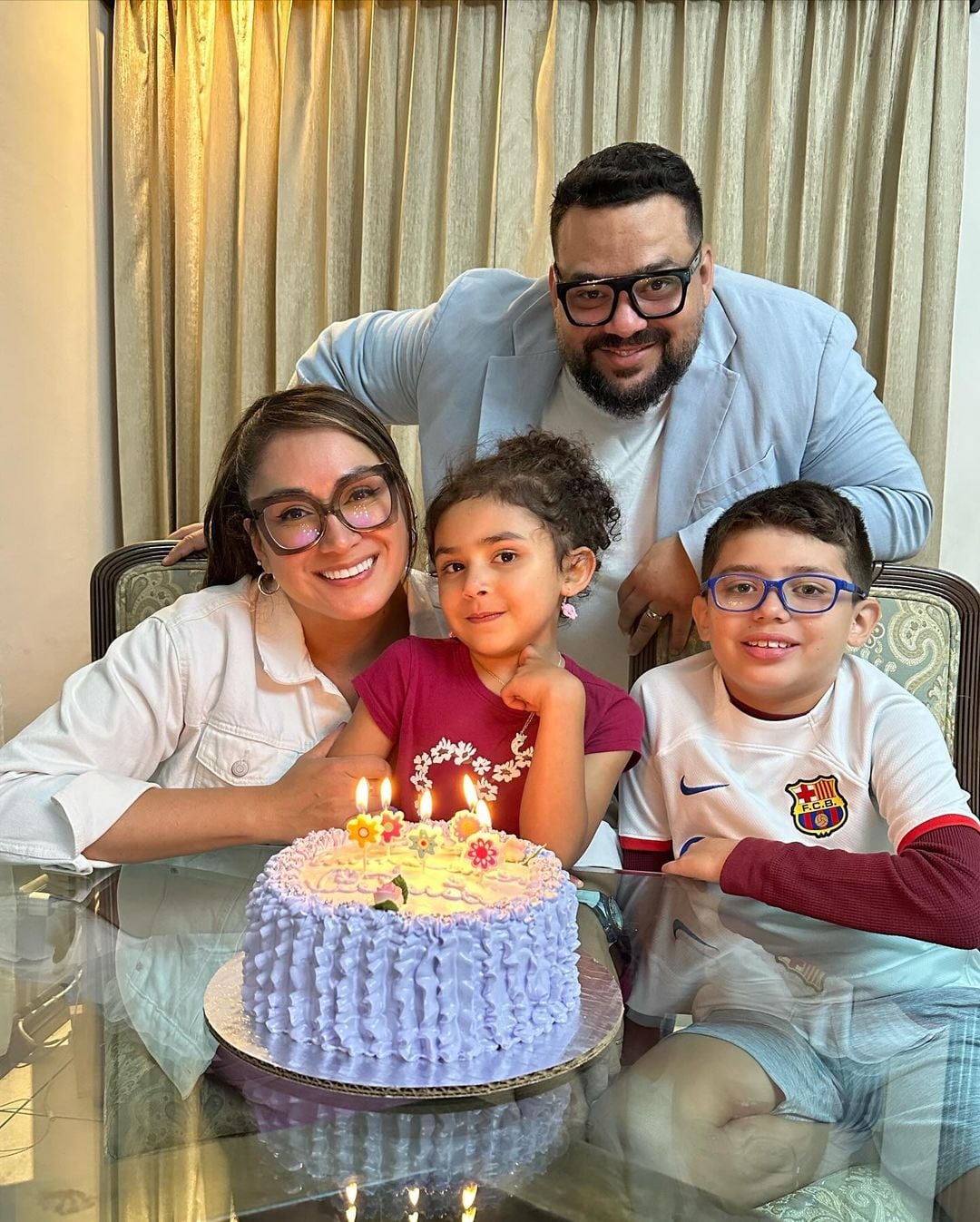 Locutora Victoria Fuentes, Vicky Fuentes, de Teletica Radio