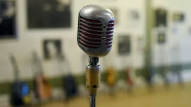 Músicos mexicanos sufren brutal caída de cuarto piso mientras grababan video y están muy graves