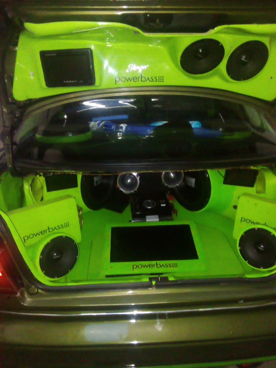 Hyunday Elantra, 92, tuning, se llama Hulk, Juan Carlos Cerdas