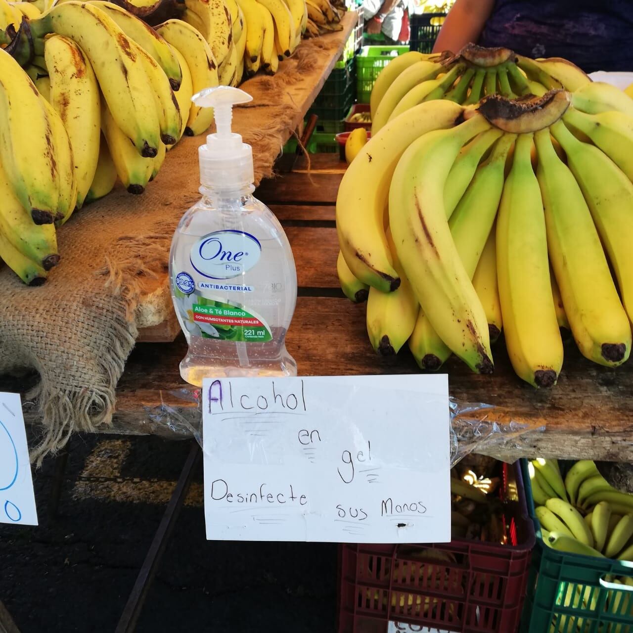Las Ferias del Agricultor en el país trabajaron normalmente y con mucha higiene
