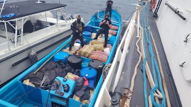 Avión de Estados Unidos detectó lancha extraña en mar de Costa Rica y cuando la detuvieron... ¡Sorpresa!