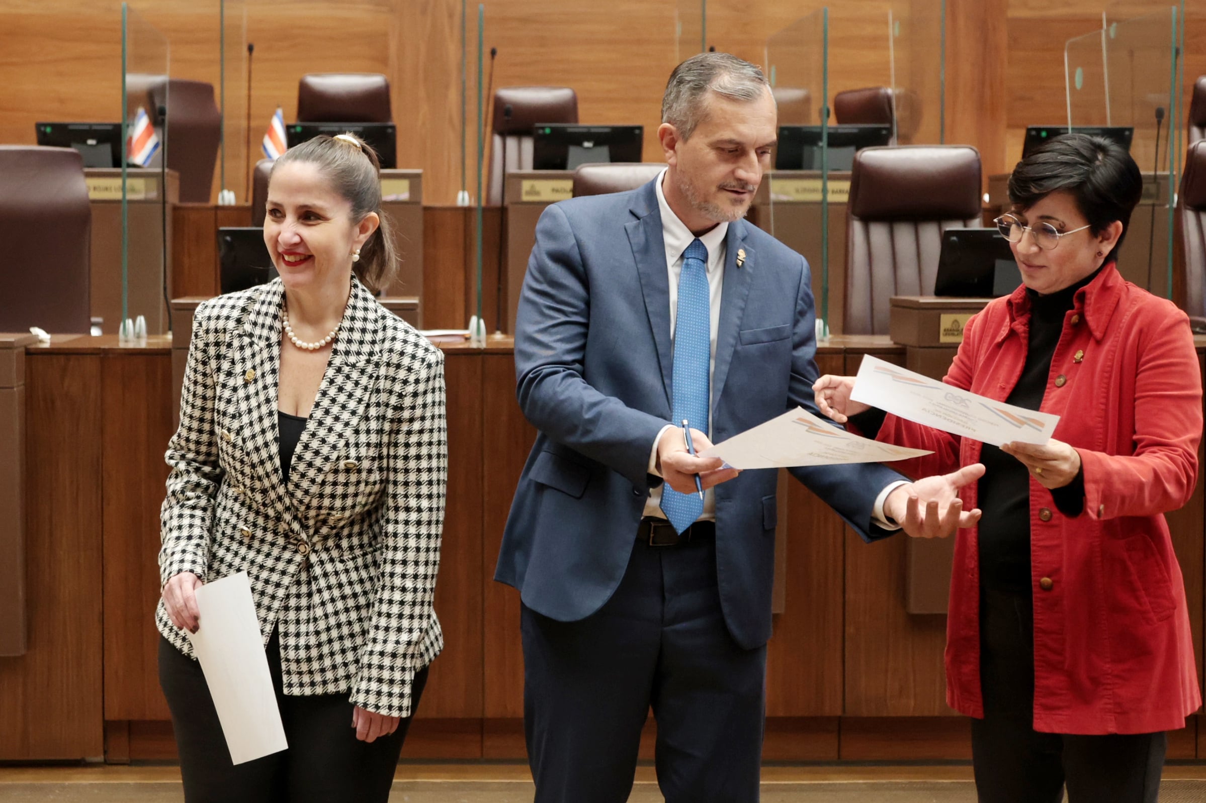 22/10/2025/ Elección de la comisión de levantamiento de inmunidad de Rodrigo Chaves en en el plenario de la Asamblea Legislativa / Foto John Durán
