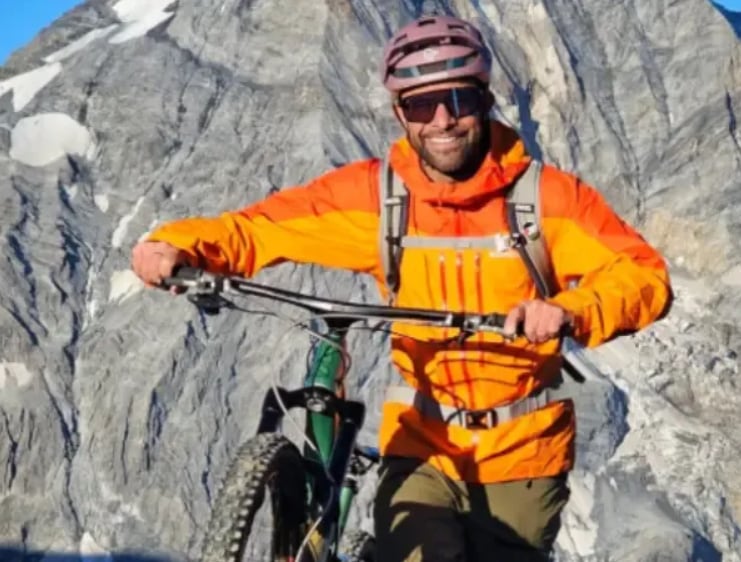 Muere reconocido deportista tras aparatosa caída de más de 200 metros.