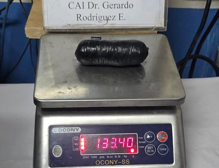 A una mujer la detuvieron por tratar de meter droga a la cárcel Gerardo Rodríguez