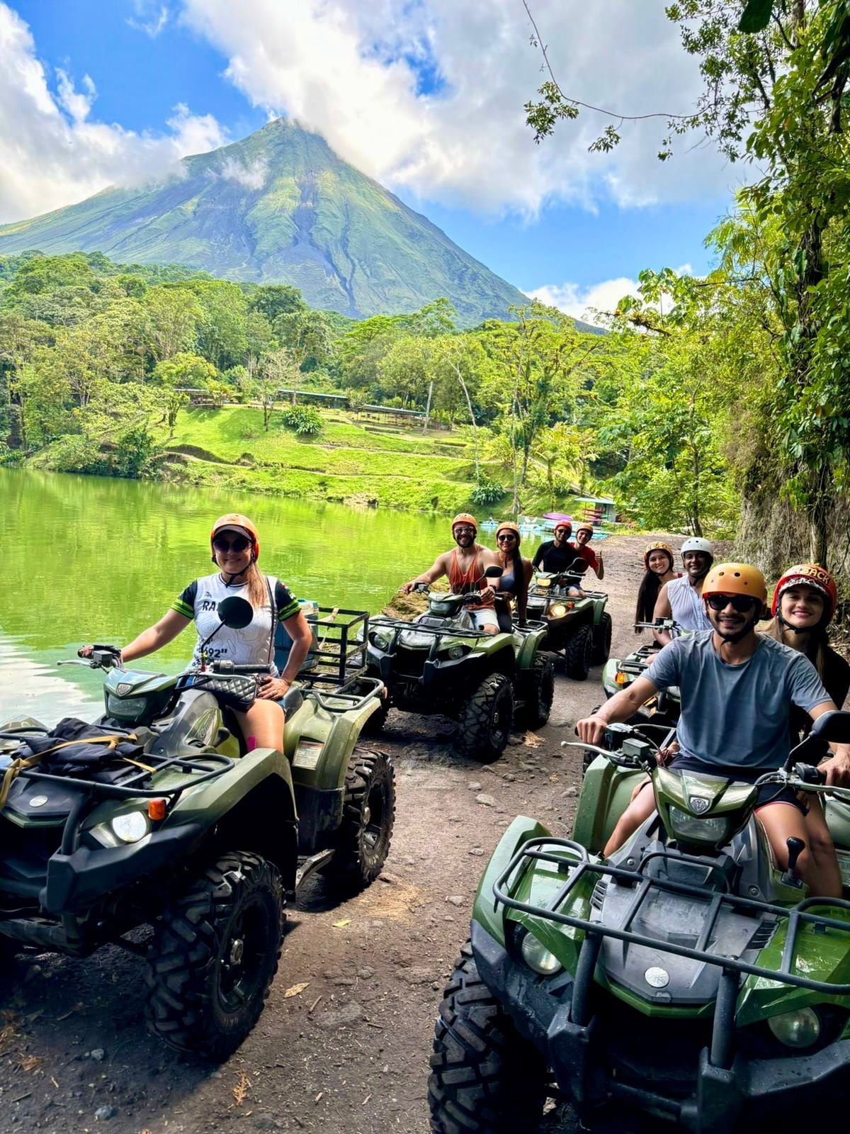 Gustavo Díaz, periodista de Noticias Repretel.