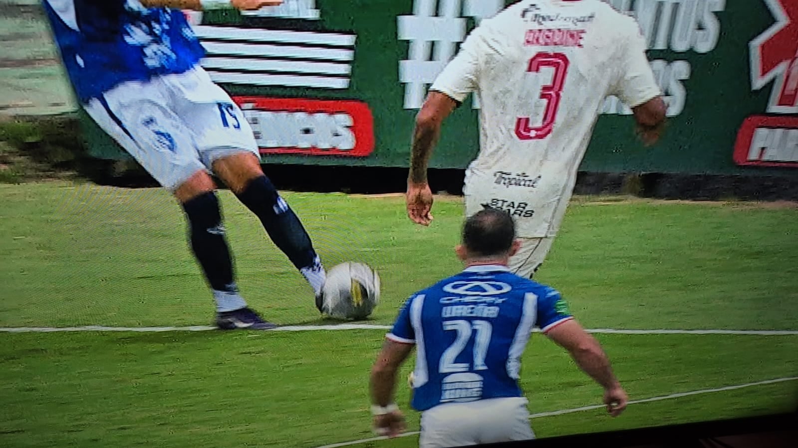 Gol de Cartaginés, la bola sale, Cristopher Núñez