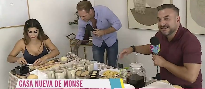 Mauricio Hoffmann volcó café en plena transmisión en vivo.