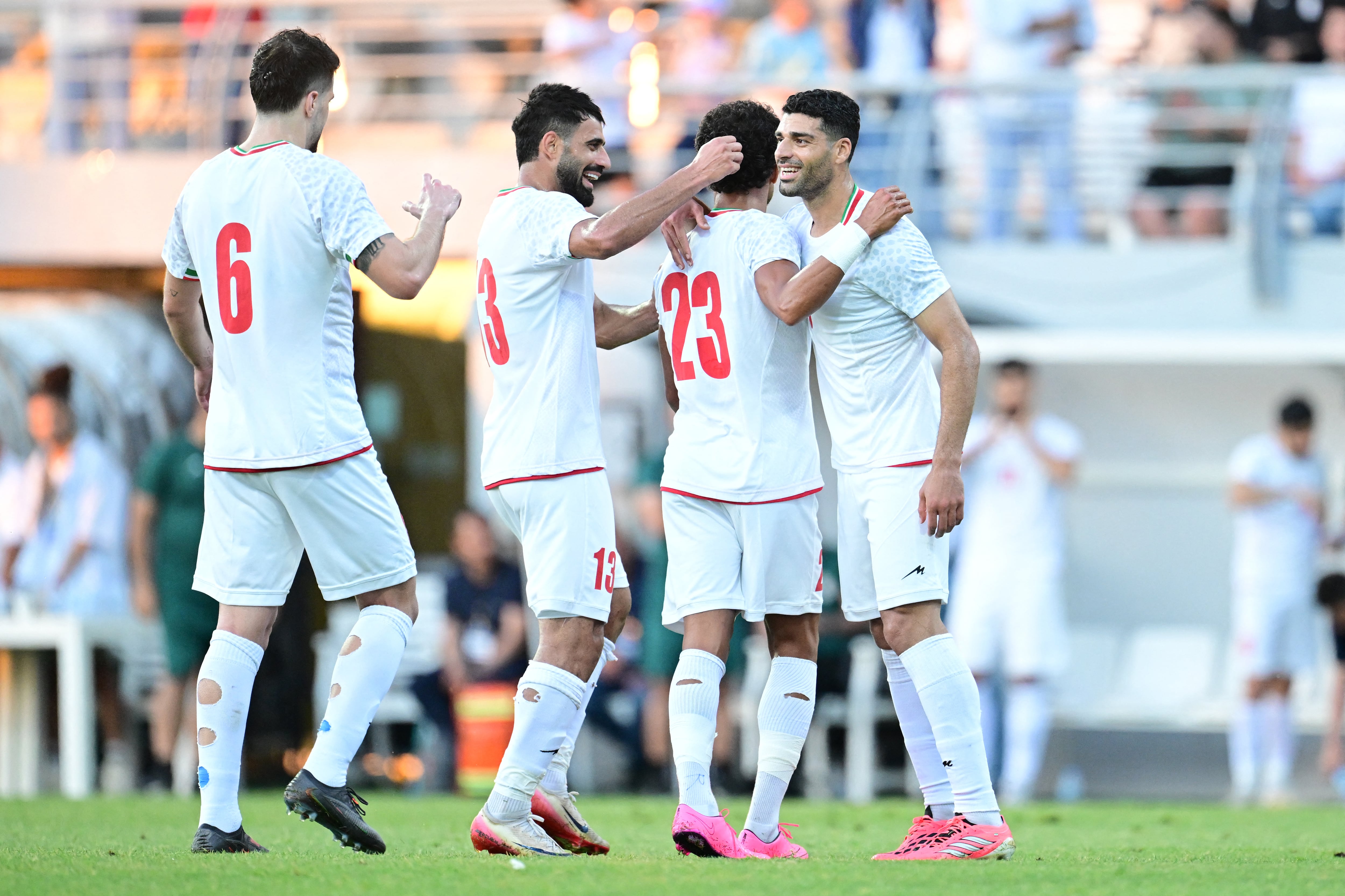 Los jugadores de la Selección de Irán celebran tras un gol en un amistoso ante Gambia del pasado 29 de mayo en Turquía.