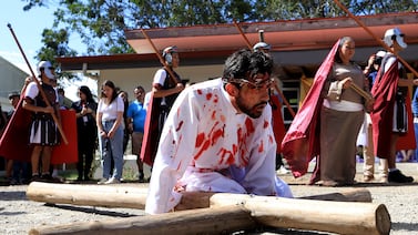 Cartago vivió un espectacular viacrucis en vivo, ¡vea las fotos!