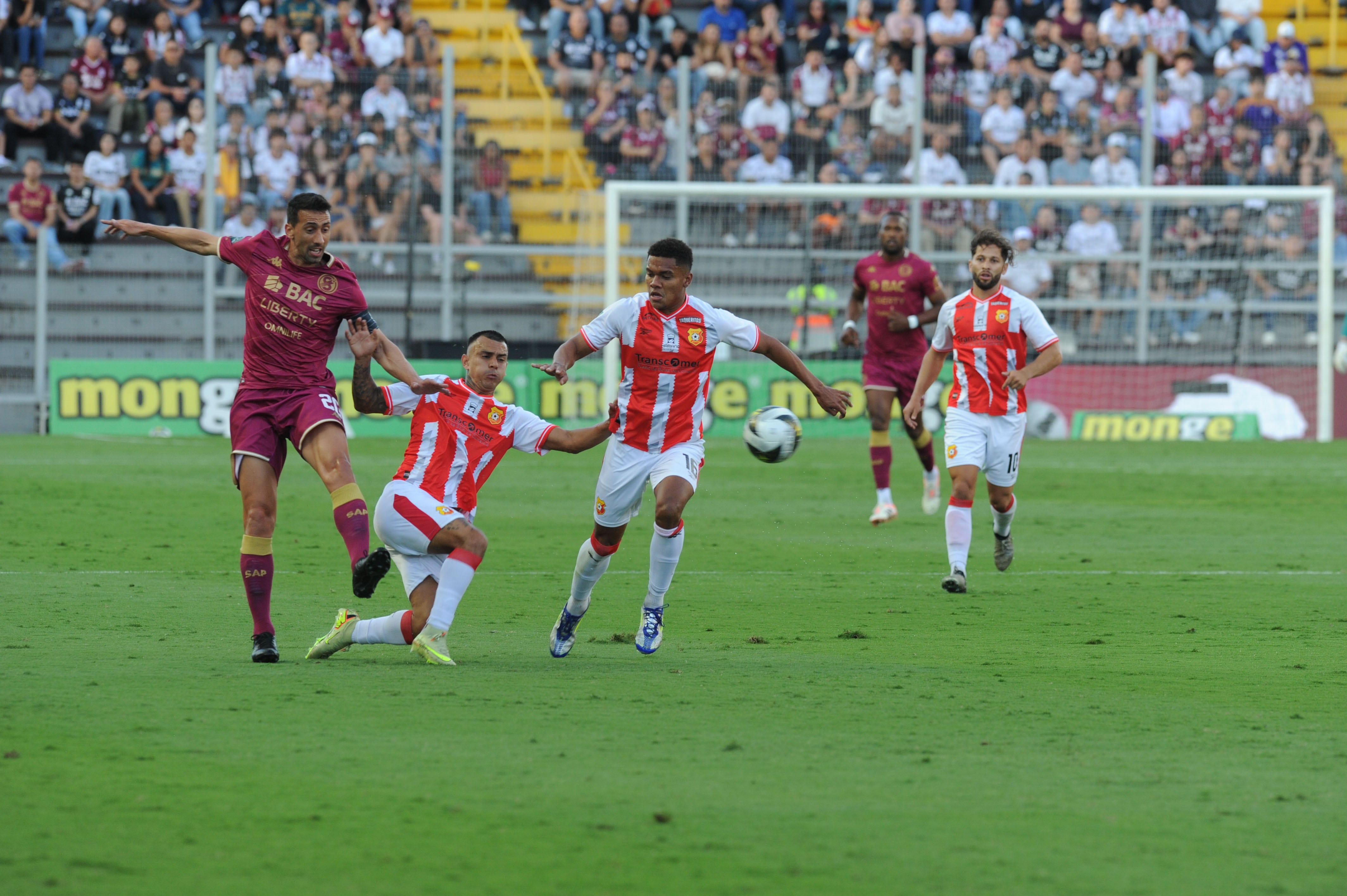 Partido Saprissa vs Herediano.