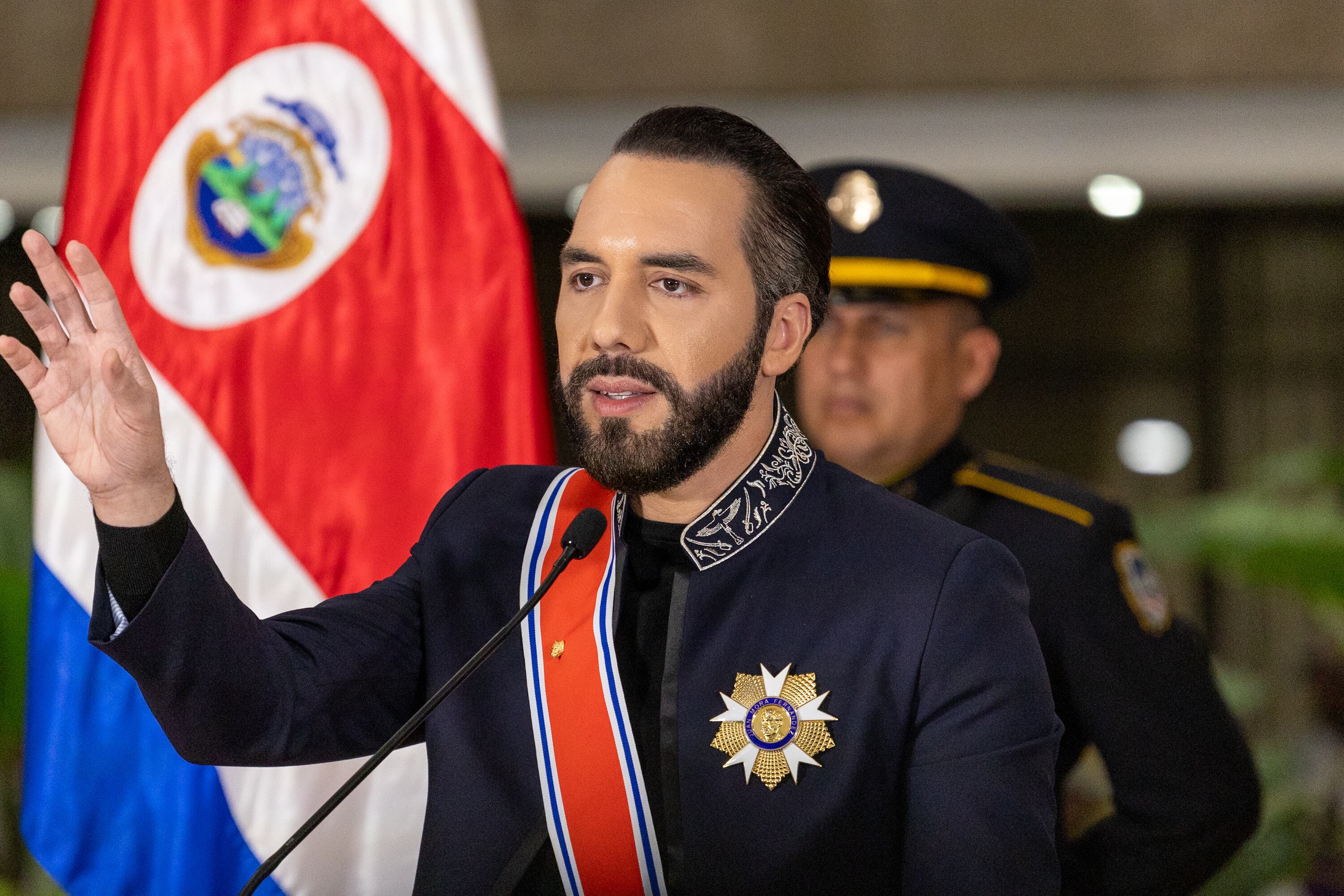 11/11/2024, San José, Casa Presidencial, el presidente Rodrigo Chávez recibe en casa presidencial al presidente de El Salvador Nayib Bukele.